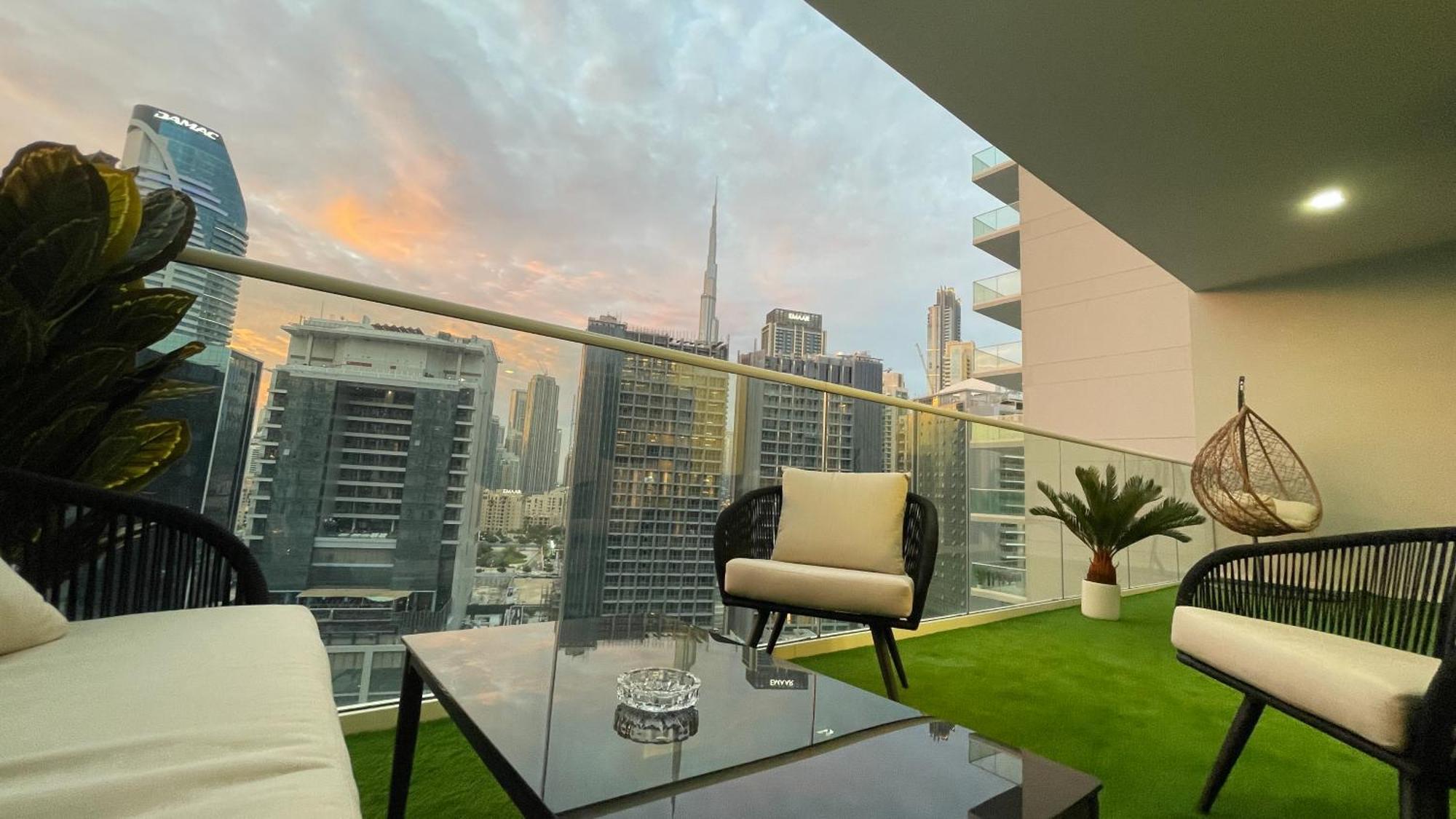 Luxury 2 Bedroom With Burj Khalifa View Dubai Eksteriør billede